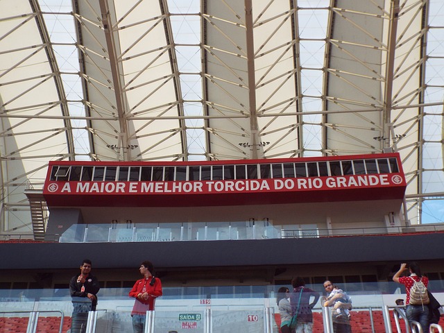 他冷静地将 他冷静地将